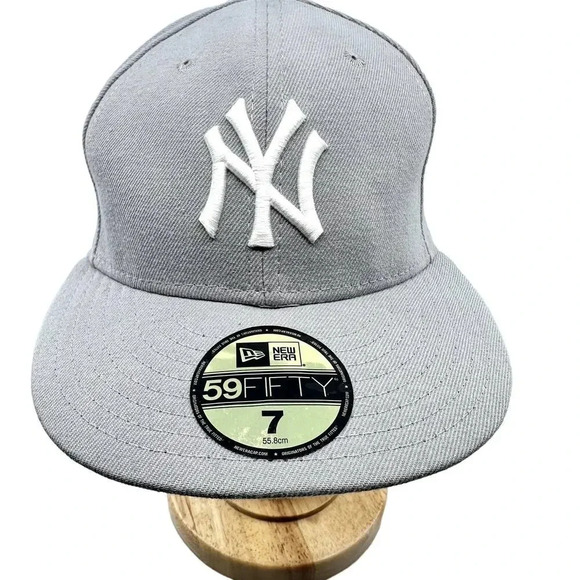 New Era Men's Hat New York Yankees 59Fifty MLB Flat Bill Fitted Gray Size 7 - Picture 1 of 6